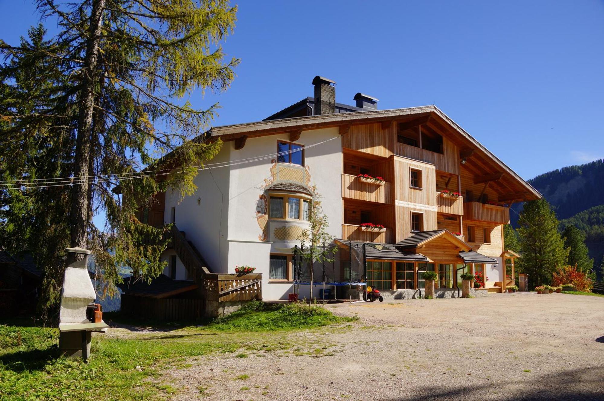 Chalet Frapes San Martino in Badia Exteriör bild